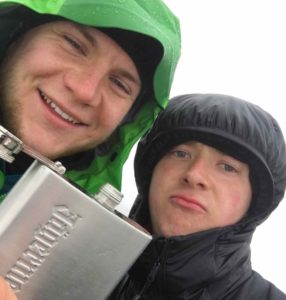 kjerag-selfie-preikestolen