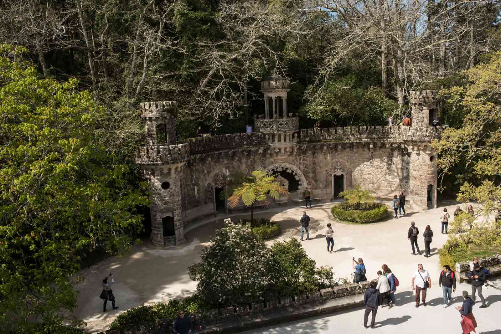 Sintra-Teil-2-quinta-regaleira-park-trekkinglife-03