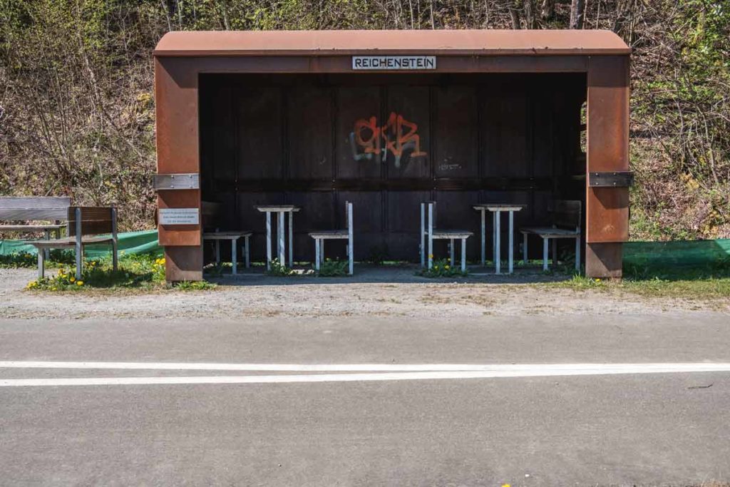 Eine Pausenmöglichkeit am Vennbahnradweg in der Nähe des Klosters Reichenstein